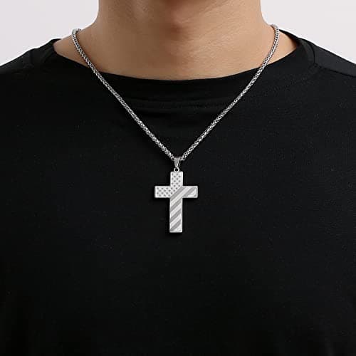 DuoDiner Graduation Gift: 18+2 Inch Stainless Steel American Flag Pendant Necklace for Men & Boys