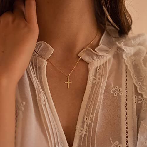 2pcs Akowemge Stainless Steel Gold & Silver Faith Cross Necklaces for Women & Men