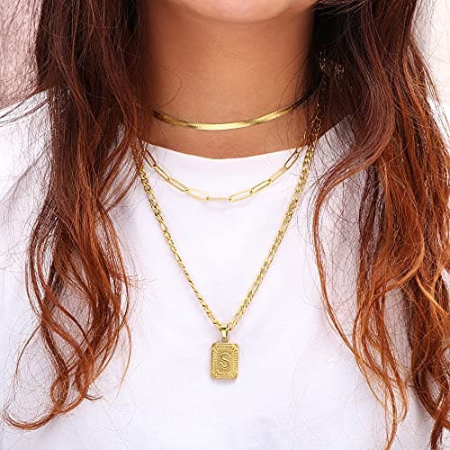 Memgift Gold Layered Necklace Set for Women 3pcs Square Pendant Jewelry Gifts
